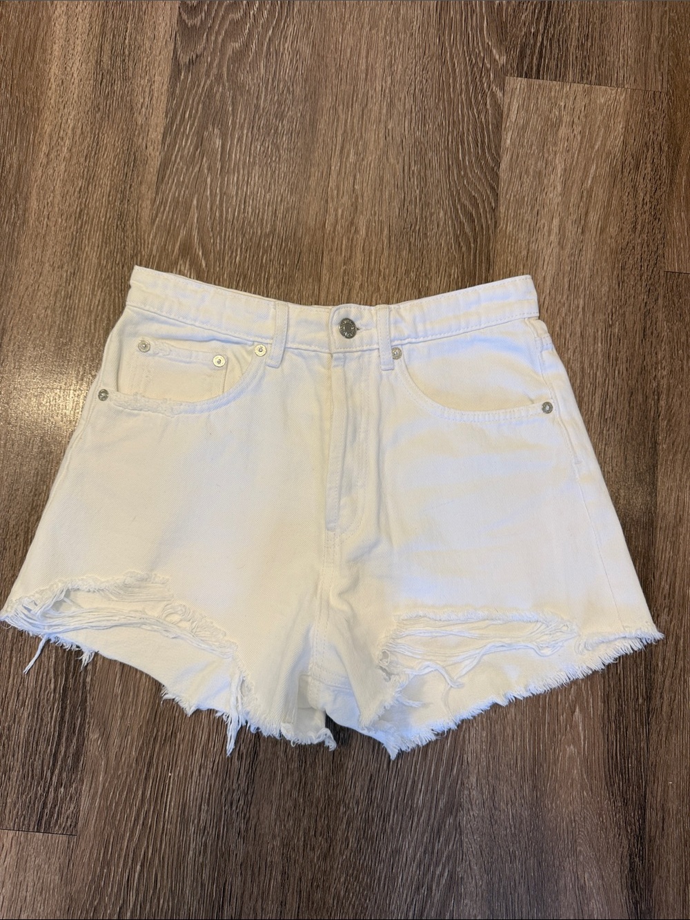 Zara White Distressed High-Rise Denim Shorts